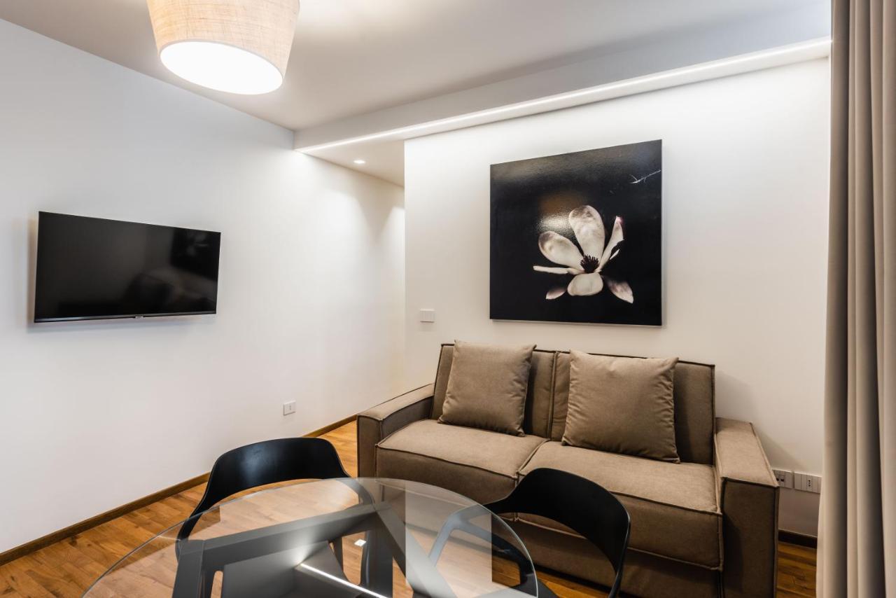 Ferrini Home - Firenze 70 คาตาเนีย ภายนอก รูปภาพ