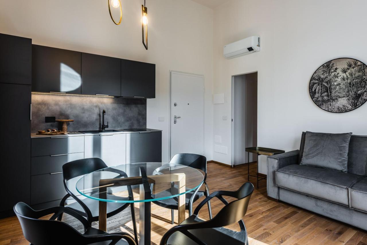 Ferrini Home - Firenze 70 คาตาเนีย ภายนอก รูปภาพ